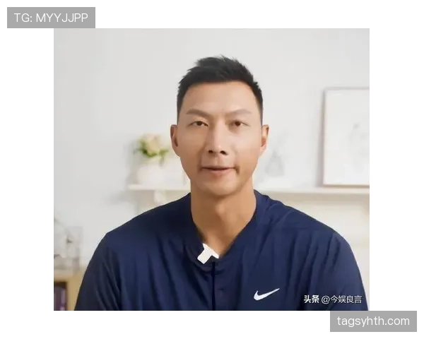 易建联训练完顺手拎两袋蛋白粉回家，这自律谁顶得住啊
